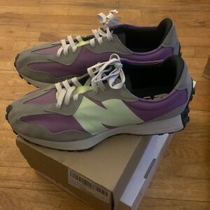 Used Excellent Condition worn1or2X sz13